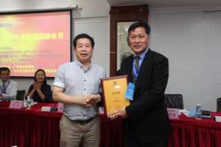 提升公共外交新尝试 